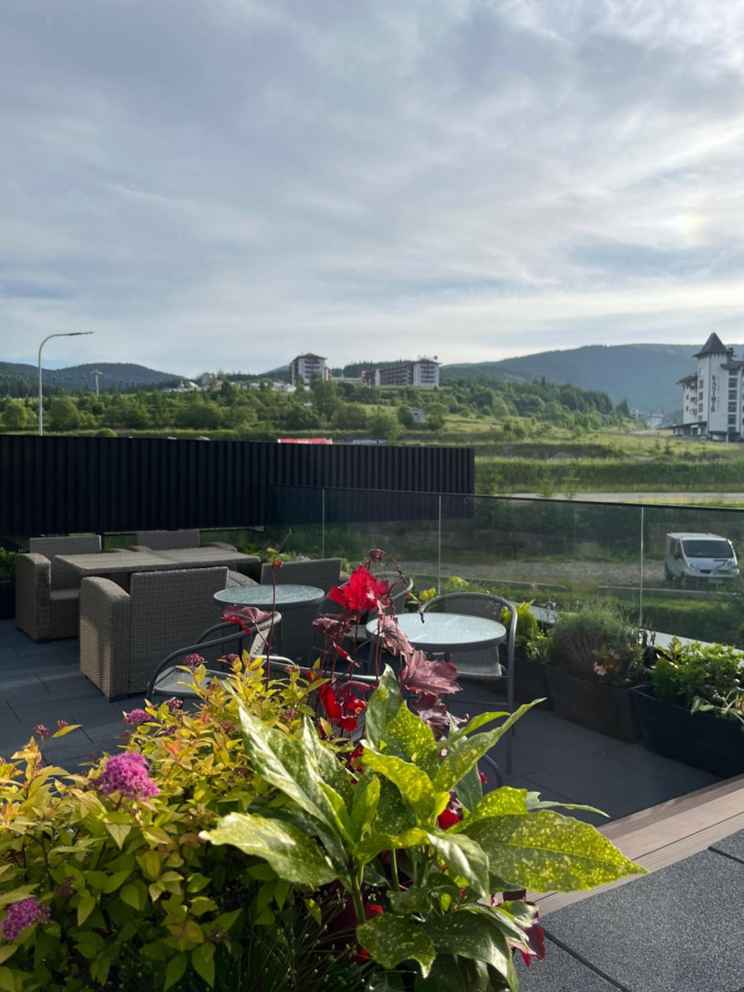 Hvoya Apart-Hotel & Spa Bukovel Exterior photo